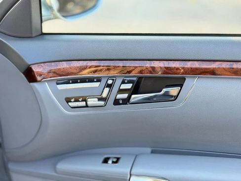 Used 2009 Mercedes-Benz S 550 image 25