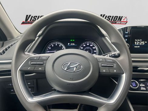 Used 2023 Hyundai Sonata SEL w/ Preferred Accessory Package image 15