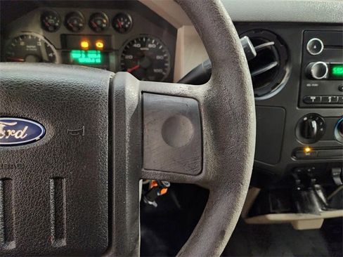 Used 2009 Ford F350 XL image 26