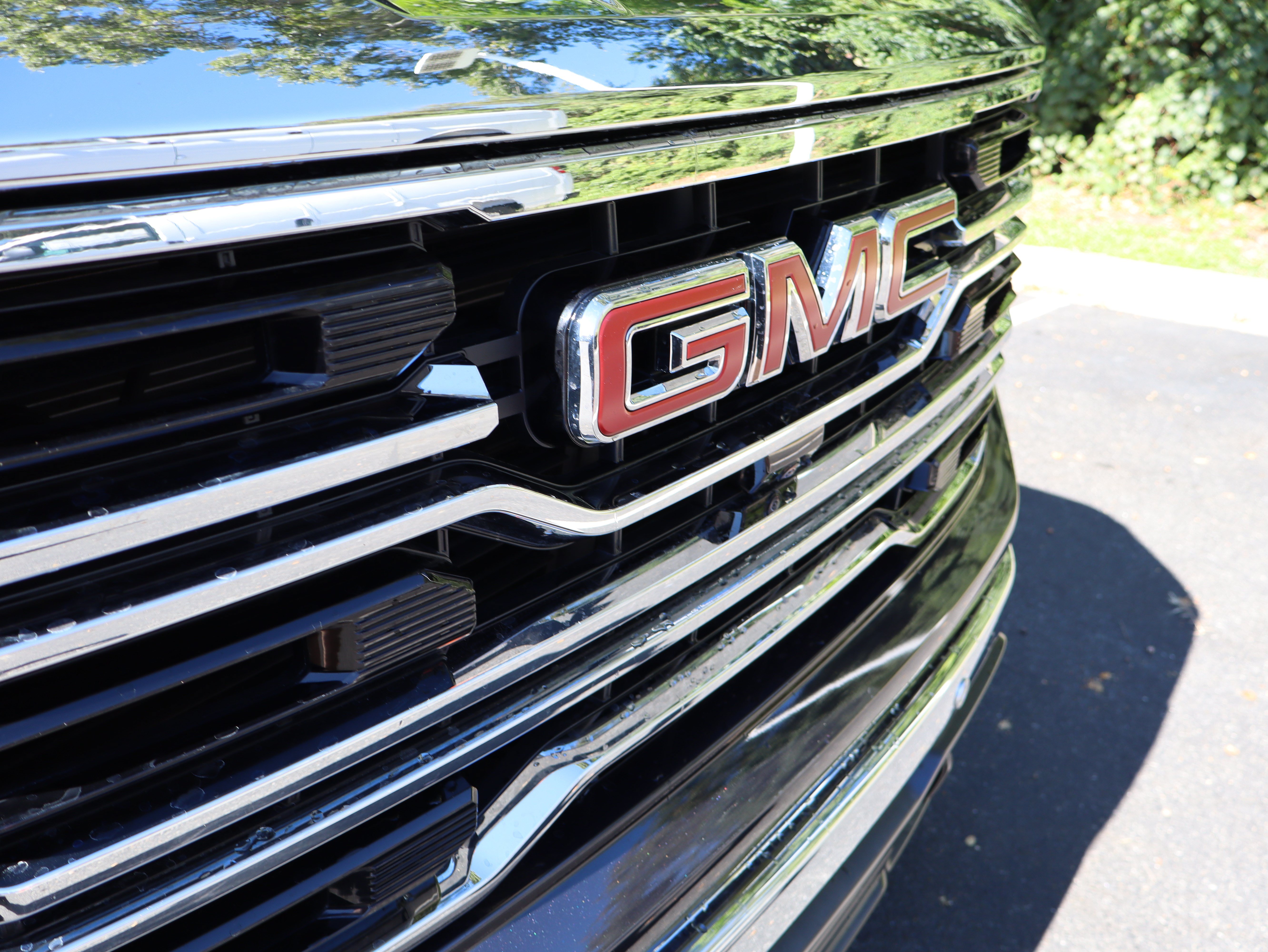 Used 2022 GMC Sierra 1500 SLT w/ SLT Premium Plus Package RWD image 13