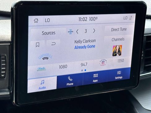 Used 2020 Ford Explorer XLT w/ Equipment Group 202A AWD/4WD image 10