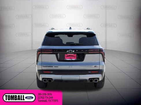 Used 2024 Chevrolet Traverse Z71 AWD/4WD image 6