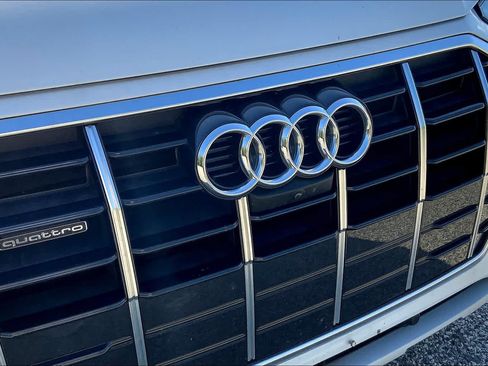 Used 2021 Audi Q5 2.0T Premium Plus AWD/4WD image 32
