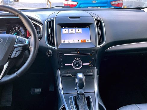 Used 2016 Ford Edge Titanium w/ Equipment Group 301A image 6