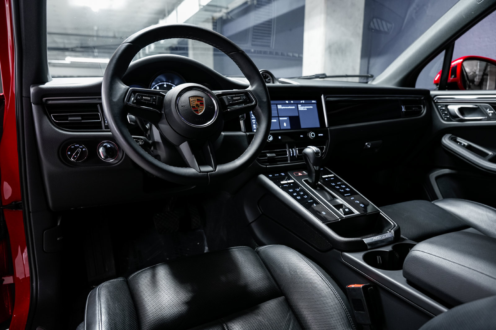 Used 2023 Porsche Macan S w/ Premium Package Plus AWD/4WD image 9