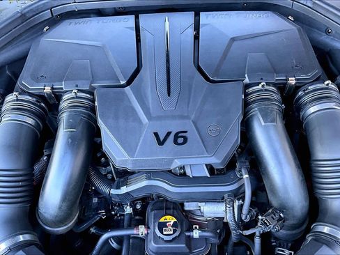 Used 2022 Genesis GV70 3.5T Sport w/ Sport Advanced Package AWD/4WD image 33