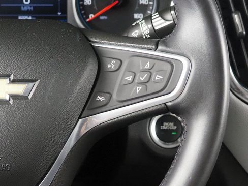 Used 2022 Chevrolet Equinox LT FWD image 22