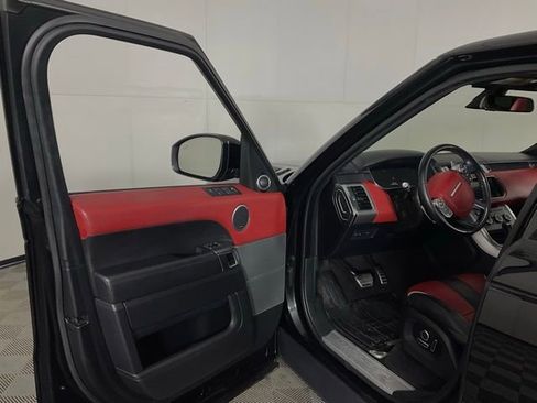 Used 2016 Land Rover Range Rover Sport SVR image 25