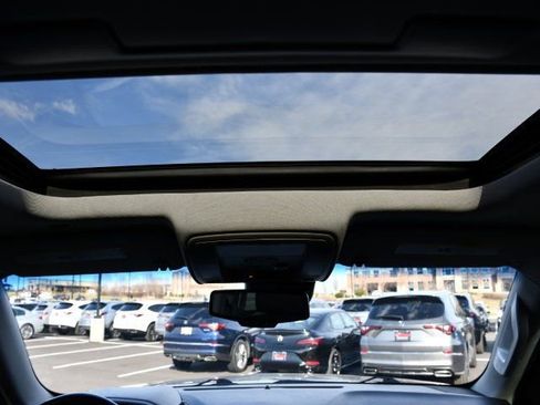 Used 2016 Chevrolet Tahoe LT image 28