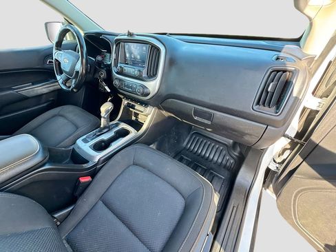 Used 2022 Chevrolet Colorado LT w/ Fleet Safety Package image 26