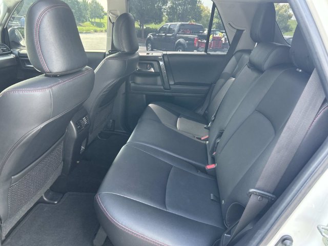 Used 2023 Toyota 4Runner TRD Off-Road Premium AWD/4WD image 19