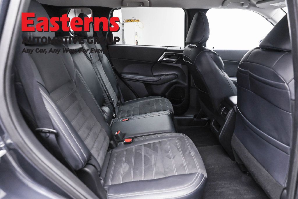 Used 2024 Mitsubishi Outlander SE AWD/4WD image 22