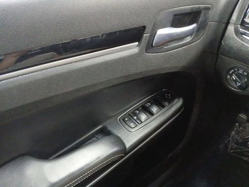 Used 2021 Chrysler 300 S w/ Popular Equipment Group RWD image 17