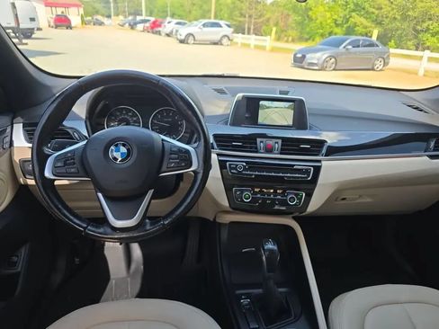 Used 2018 BMW X1 sDrive28i FWD image 13