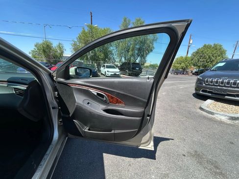 Used 2013 Buick LaCrosse Leather image 11