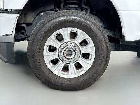 Used 2022 Ford F250 XLT AWD/4WD image 9