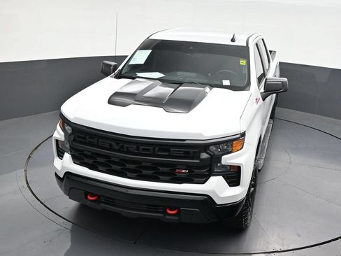 Used 2025 Chevrolet Silverado 1500 Custom Trail Boss AWD/4WD image 22