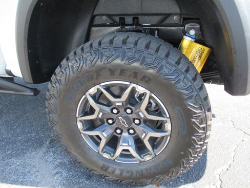 New 2026 Chevrolet Colorado ZR2 AWD/4WD image 8