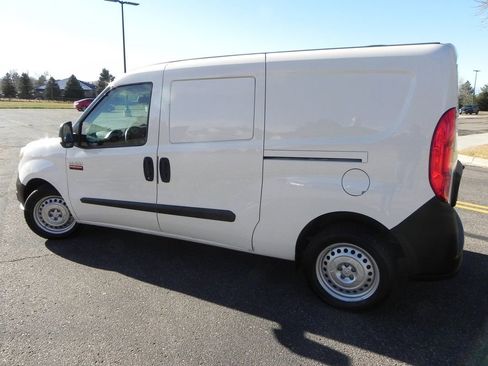 Used 2018 RAM ProMaster City Tradesman image 2