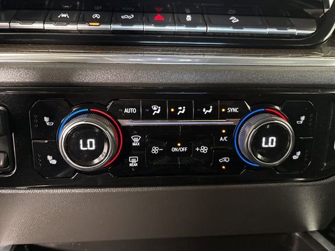 Used 2023 Chevrolet Silverado 1500 LT Trail Boss w/ Protection Package image 17