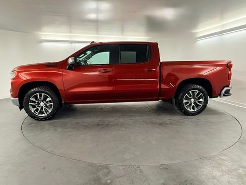 Used 2024 Chevrolet Silverado 1500 LT AWD/4WD image 4