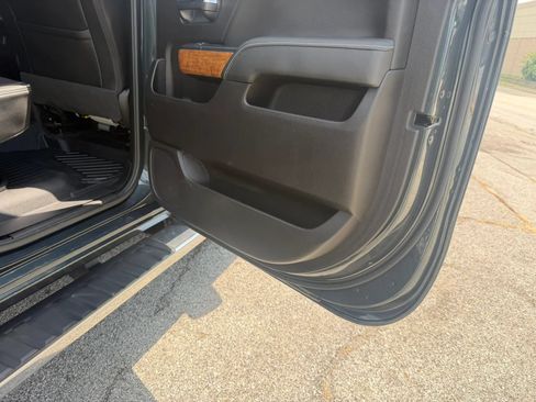 Used 2018 Chevrolet Silverado 2500 High Country w/ Duramax Plus Package AWD/4WD image 13