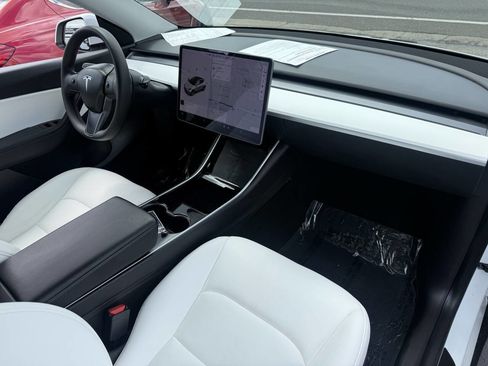 Used 2020 Tesla Model Y Long Range AWD/4WD image 13