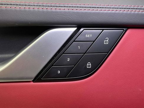 Used 2024 Porsche 911 Carrera S image 34