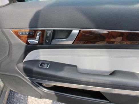 Used 2015 Mercedes-Benz E 400 Cabriolet w/ Premium 1 Package image 11