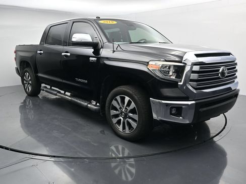 Used 2019 Toyota Tundra Limited w/ Limited Premium Package AWD/4WD image 2