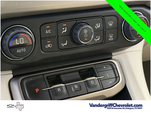 Used 2023 GMC Acadia Denali AWD/4WD image 18