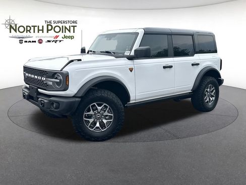 Used 2025 Ford Bronco Badlands AWD/4WD image 1
