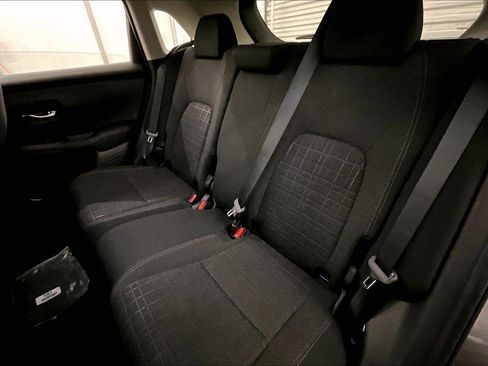 Used 2025 Honda HR-V LX image 25