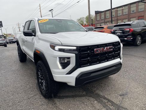 Used 2025 GMC Canyon Elevation AWD/4WD image 10