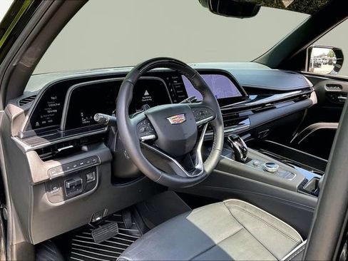 Used 2024 Cadillac Escalade Sport w/ LPO, ONYX Package AWD/4WD image 12