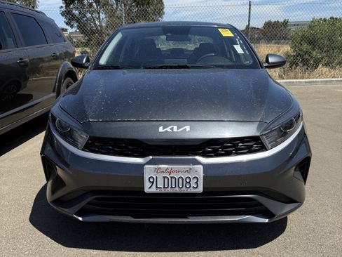 Used 2024 Kia Forte LXS FWD image 2