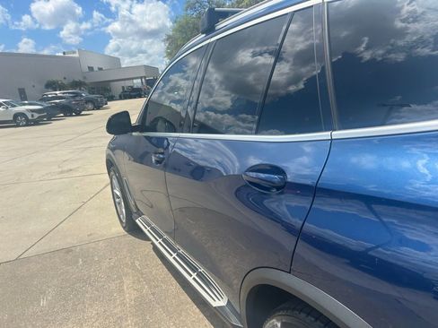 Used 2022 BMW X5 xDrive40i w/ Premium Package AWD/4WD image 29