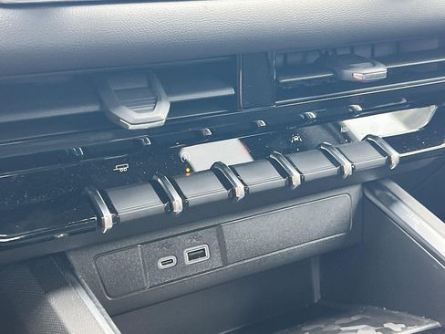 New 2026 GMC Canyon Elevation RWD image 20