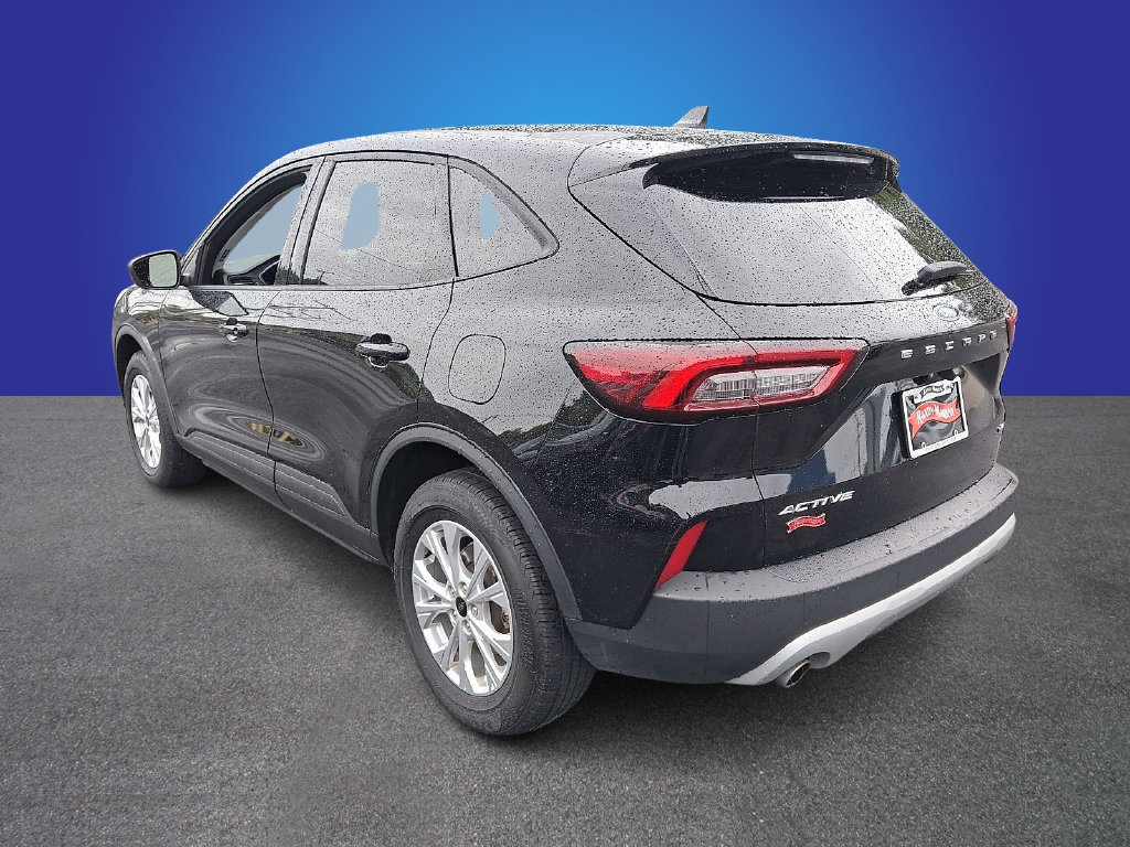 Used 2025 Ford Escape Active AWD/4WD image 6