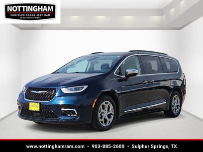 Used 2023 Chrysler Pacifica Limited