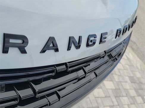 New 2026 Land Rover Range Rover Evoque Dynamic SE image 9