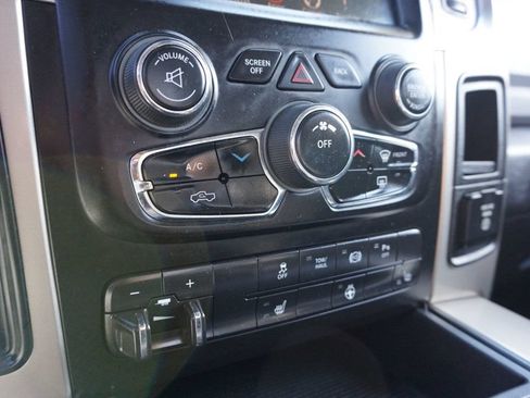 Used 2014 RAM 3500 Big Horn AWD/4WD image 25