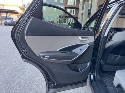 Used 2018 Hyundai Santa Fe Sport w/ 2.4L Value Package 02 image 28