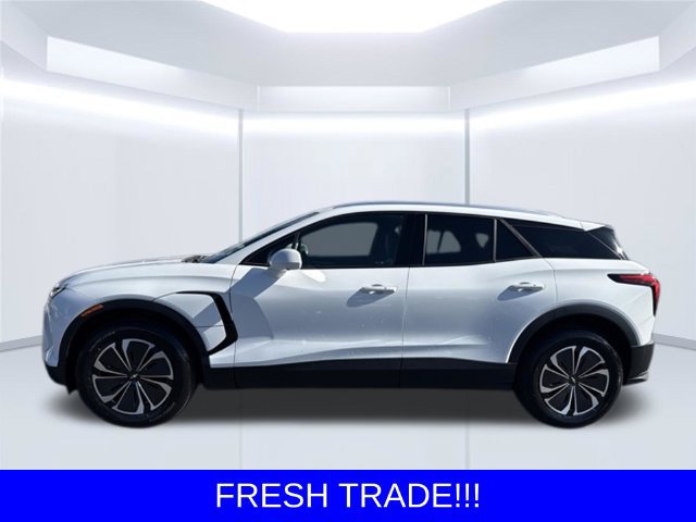 Used 2024 Chevrolet Blazer EV LT AWD/4WD image 4