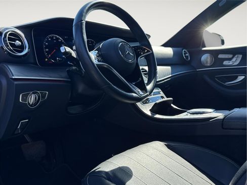 Used 2022 Mercedes-Benz E 350 4MATIC Sedan w/ AMG Line Exterior image 14