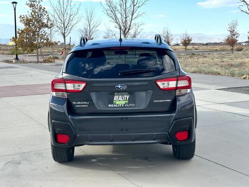 Used 2019 Subaru Crosstrek 2.0i w/ Eyesight System image 6