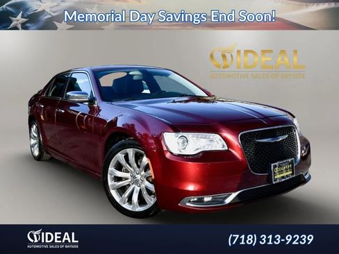 Used 2019 Chrysler 300 Limited RWD image 1