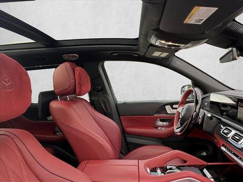 Certified 2025 Mercedes-Benz Maybach GLS 600 4MATIC image 23