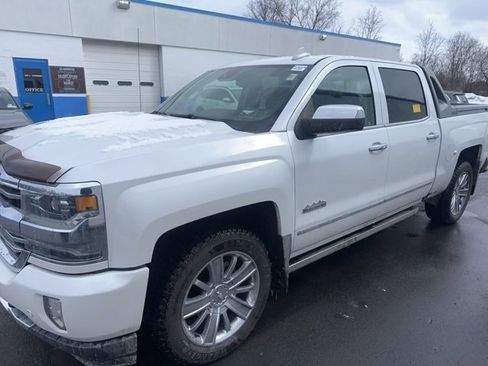 Used 2017 Chevrolet Silverado 1500 High Country w/ High Desert Package image 4