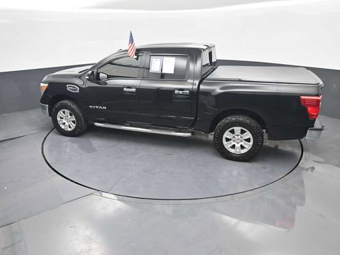 Used 2017 Nissan Titan SV AWD/4WD image 29